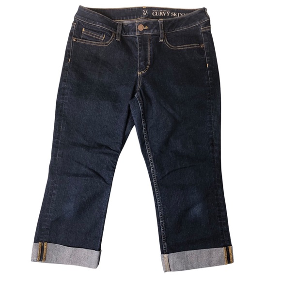NY&Co Curvy Skinny Crop Jeans Sz8 Dark Wash Cuffed Stretch Casual Summer Classic - Picture 1 of 7